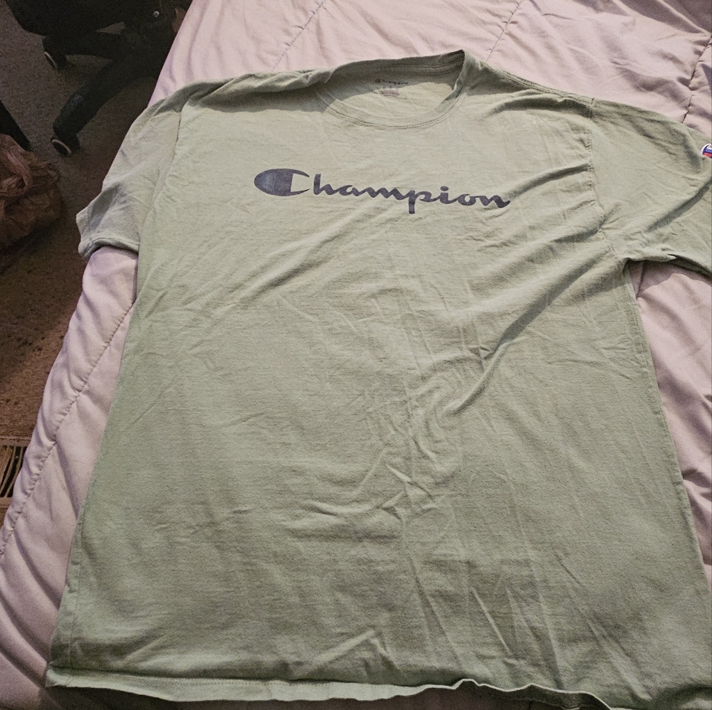 Champion Men's Green T-Shirt